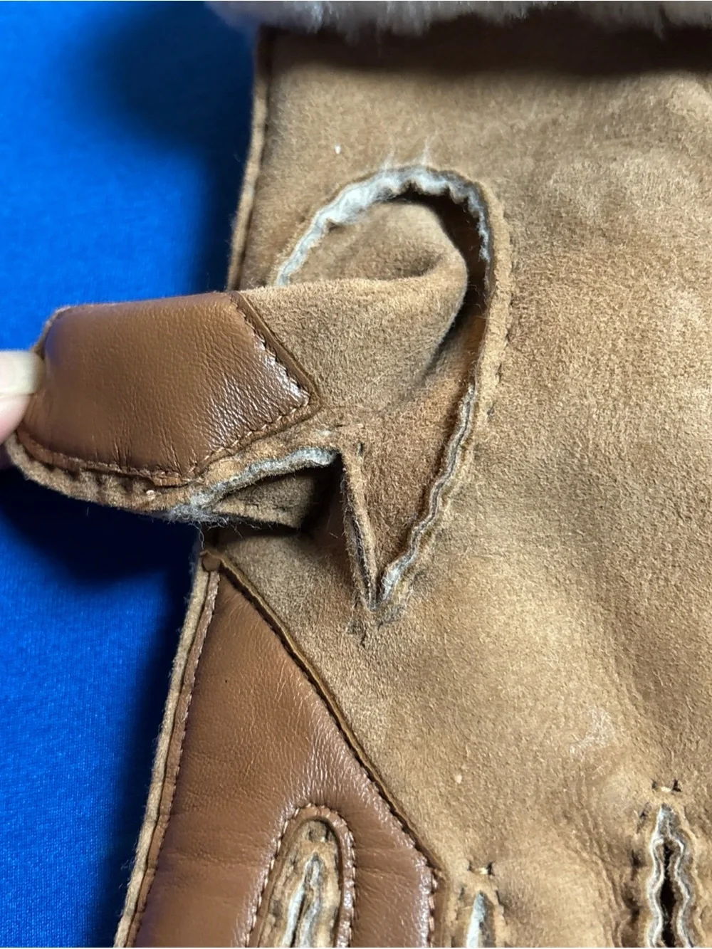 UGG excellent hardly
